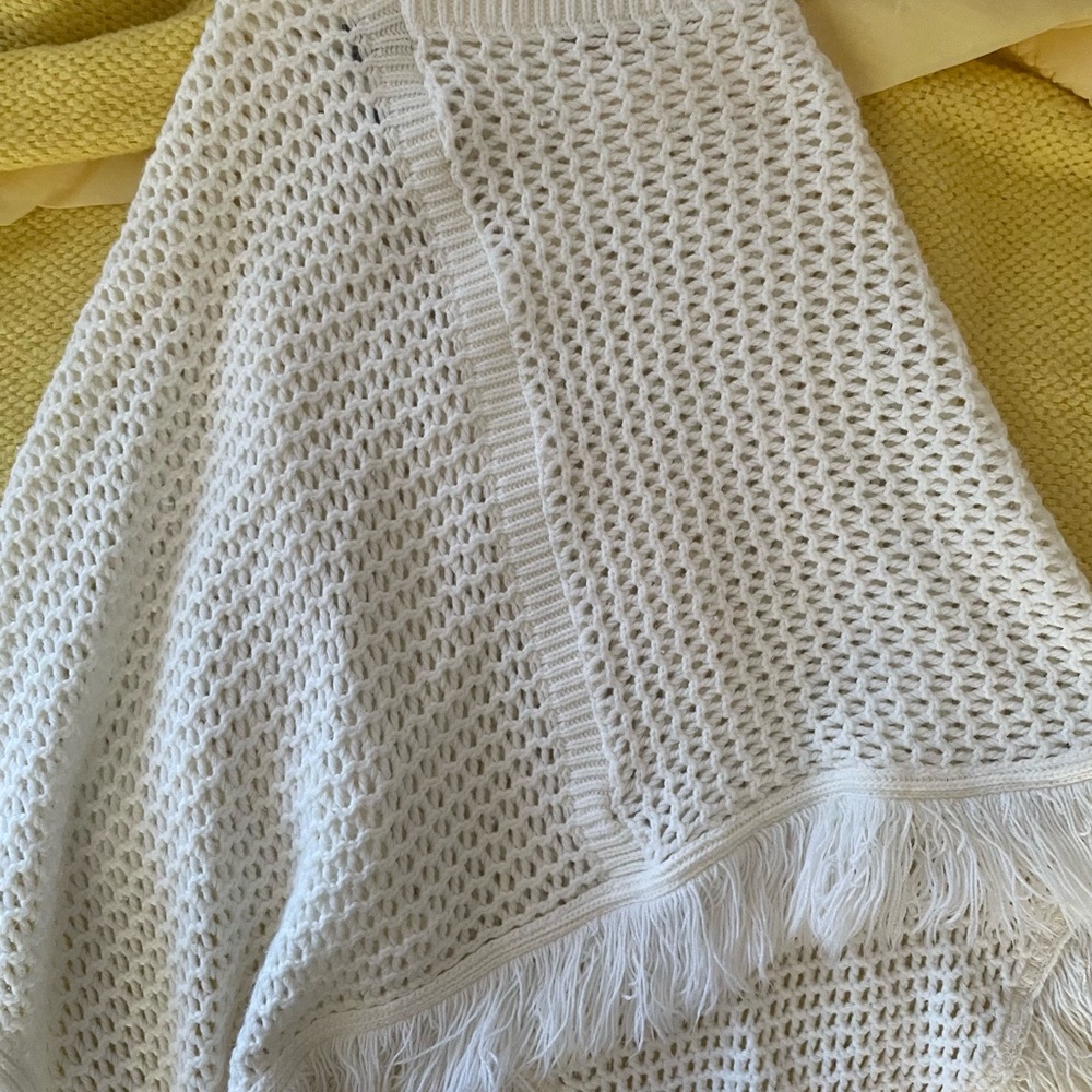 Vintage shawl by traffic- mint- poncho
